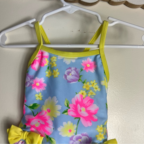 Baby Girl Swimsuit - Picture 4 of 10